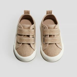 NWT H&M Cotton Sneakers for Baby/Toddler size 4-5